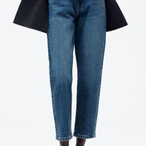 BLUE ZARA MOM FIT JEANS WITH A HIGH WAIST - NWT